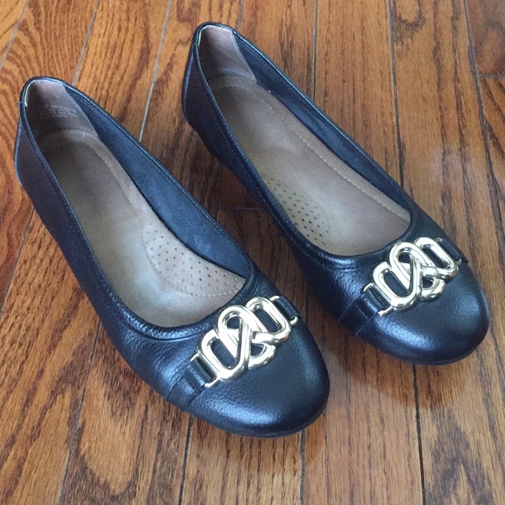 Aerosoles black leather flats with gold detail